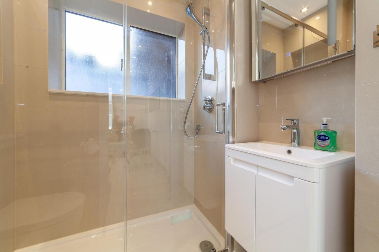 Апартаменты Bright Flat In The Heart Of Marylebone
